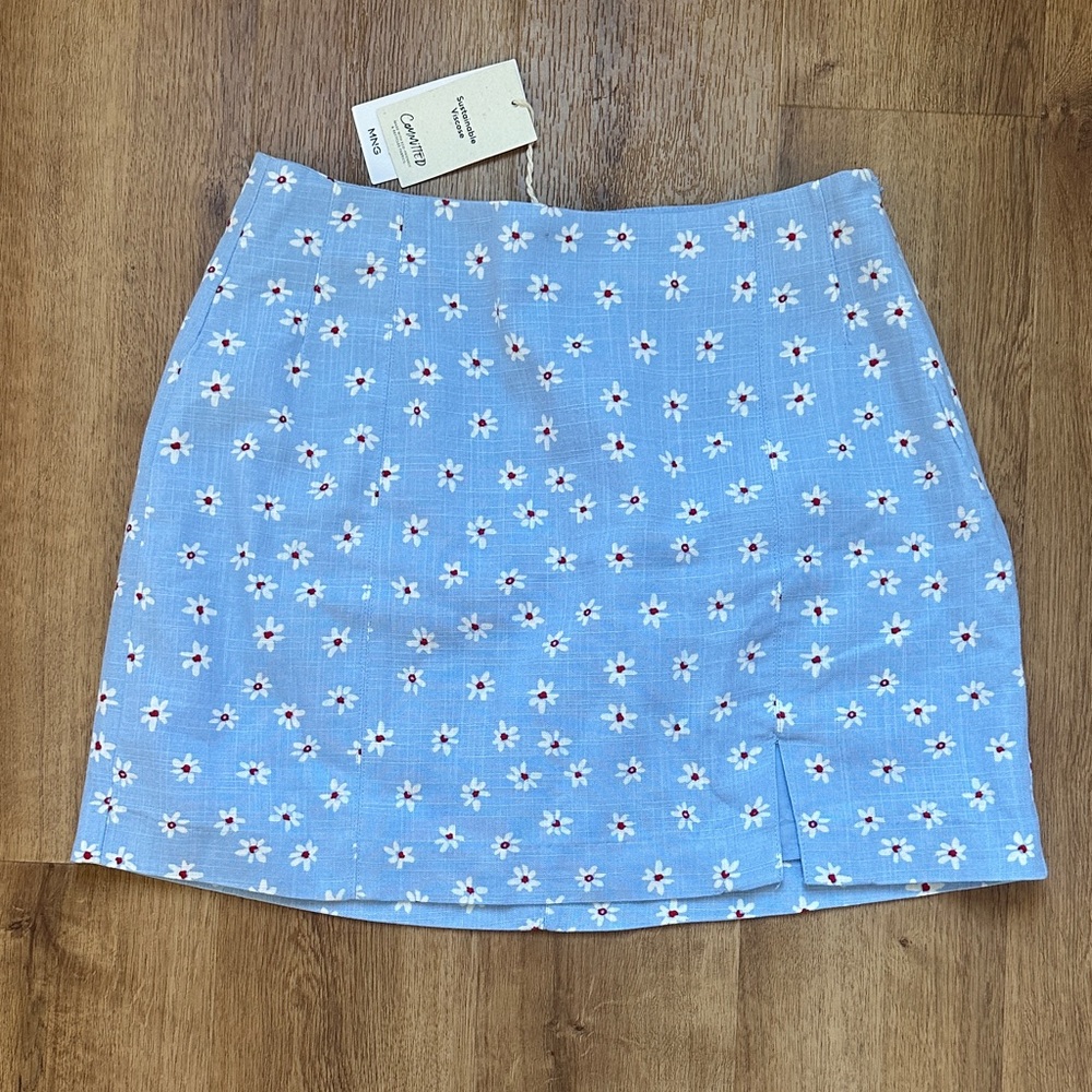 NWT Mango Light Blue Floral Linen Blend Mini‎ Skirt Size Medium